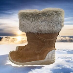 KEEN Women's Fremont Zip Waterproof Shoe, Cookie Dough size 7.5 W # 1015109